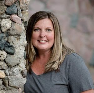 Meet your Posher, Mindie